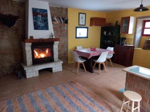 Imagen de la galería de A CASA de FLORINDA, en Oia