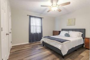 Ένα ή περισσότερα κρεβάτια σε δωμάτιο στο 3Bed/2.5Bath - Relax on Ridgetop
