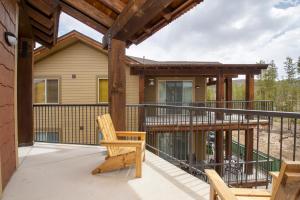 Μπαλκόνι ή βεράντα στο Trailhead Lodges Building 101 Unit 131