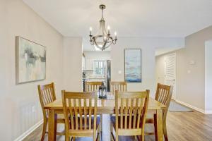 Зображення з фотогалереї помешкання Kickin Back Whispering Pines 343 у місті Піджен-Фордж +36 фото