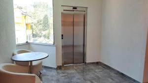 Foto de la galeria de Hotel Prvan a Vrgorac