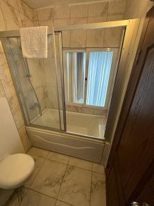Ванная комната в Paperon Hotel