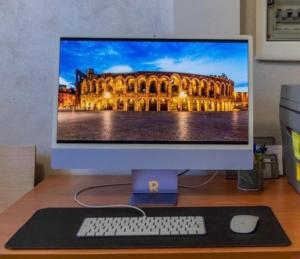 TV a/nebo společenská místnost v ubytování Affittacamere Borgo Roma