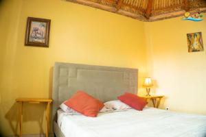 Ένα ή περισσότερα κρεβάτια σε δωμάτιο στο Getaway from it all - Percebu Beach Studio