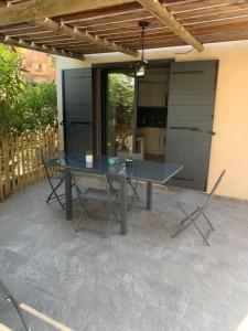 Fotografia z galérie ubytovania Mini villa Santa Giulia v destinácii Porto-Vecchio
