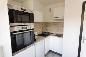 Afbeelding uit fotogalerij van • Au Cosy Dôme. • in Royat