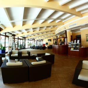 Posezení v ubytování Hotel Novarello + 37 fotografií