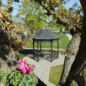 Zahrada ubytování Hotel Novarello