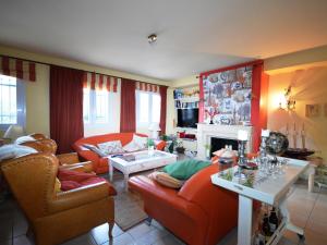 Χώρος καθιστικού στο Casa con A/A, piscina, barbacoa, WIFI y a 200m de la playa en Costa Brava - ES-89-77