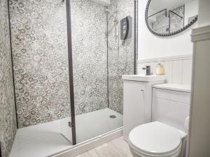 Koupelna v ubytování 1 Bay View Court + 13 fotografií