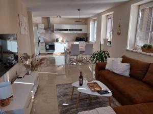 Kuchyň nebo kuchyňský kout v ubytování Frašták apartment