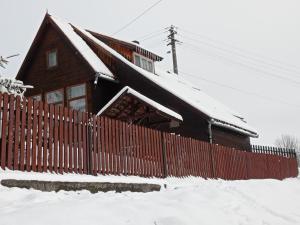 Casa de vacanta la Kerek trong mùa đông +1 ảnh