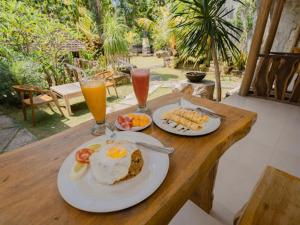 Mad på pensionatet eller i nærheden + 58 billeder