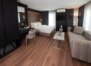 Posezení v ubytování Hotel Bosfora + 26 fotografií