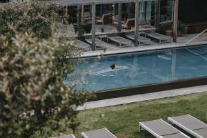 Bazén v ubytování Hotel Schwarzschmied nebo v jeho okolí
