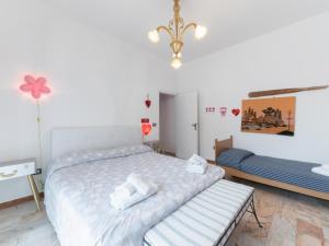 Katil atau katil-katil dalam bilik di Flaminia Bright & Roomy Apartment