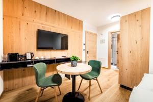 Kuchyňa alebo kuchynka v ubytovaní Haus St Anton - INKL PREMIUM SOMMERKARTE