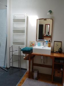 Fotografie z fotogalerie ubytování Chambre d'hôtes sur jardin acces PMR v Caen
