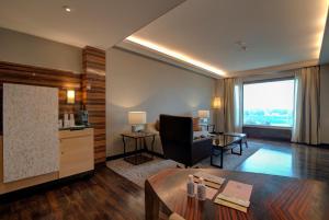 Posezení v ubytování JW Marriott Hotel New Delhi Aerocity