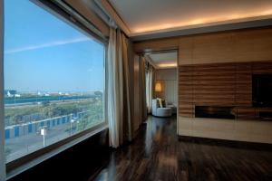 Posezení v ubytování JW Marriott Hotel New Delhi Aerocity