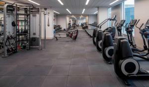 Fitness centrum a/nebo fitness zařízení v ubytování Hyatt Regency Portland at the Oregon Convention Center
