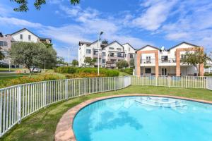 Πισίνα στο ή κοντά στο V&S Apartments - Loft Apartment in Fourways, Johannesburg