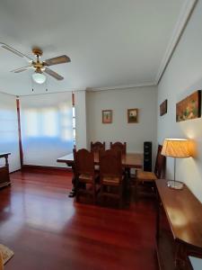 Posedenie v ubytovaní Apartamento Ruiloba