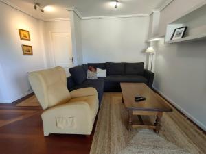 Posedenie v ubytovaní Apartamento Ruiloba