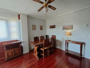 Posedenie v ubytovaní Apartamento Ruiloba