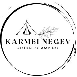 a black and white logo for a global clamping company at KARMEI NEGEV - מתחם גלמפינג ואטרקציות מבית גלובל גלמפינג in Mitzpe Ramon