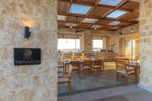 Wadi Sabarah Lodge餐厅或其他用餐的地方