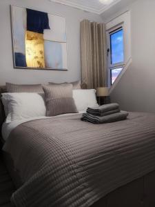Gambar di galeri bagi Sweeney Stays, Cadzow Apartment di Hamilton +8 gambar