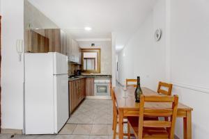 Kuchyň nebo kuchyňský kout v ubytování Apartamento Emeterio