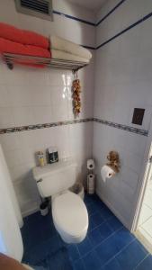 Un baño de NAÜTIK, Ocean Front! Great view