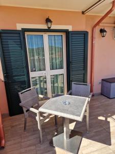 A balcony or terrace at Ca'Mea