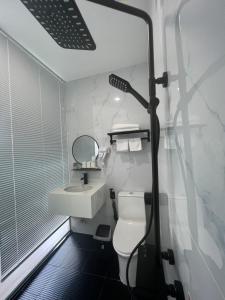 Ein Badezimmer in der Unterkunft ANH’s HOUSE