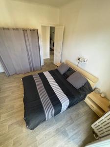 Posteľ alebo postele v izbe v ubytovaní Balcon St Raymond maison 100m2 centre Lourdes