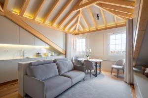 Posezení v ubytování ORM Portas Santa Catarina Apartments