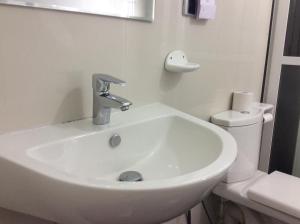 Koupelna v ubytování Lemazone Inn