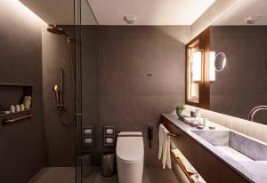 Um banheiro em Hotel Fasano Sao Paulo Itaim