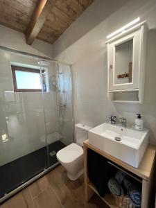 Phòng tắm tại Refugio del nogal - Cercedilla