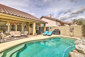 Hồ bơi trong/gần 2 Mi to Golf Home with Pool in Cave Creek!