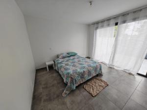 Posteľ alebo postele v izbe v ubytovaní Maison neuve contemporaine parking