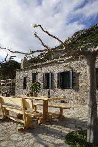 The building in which the holiday home is located