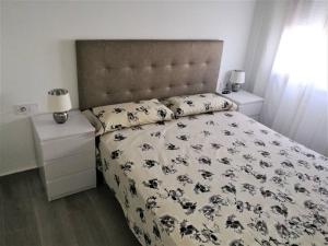 Posteľ alebo postele v izbe v ubytovaní Apartamento céntrico en Palamós