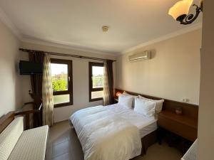 Ảnh trong thư viện ảnh của Cunda Alibeyhan Otel ở Cunda +29 ảnh