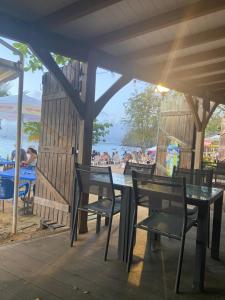 Εστιατόριο ή άλλο μέρος για φαγητό στο LE CALYPSO BORD DE MER