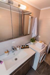 Ποτά στο Central apt. with parking - 3 min from old port +18 φωτογραφίες