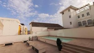 Bazén v ubytovaní Alojamiento Los naranjos con Piscina y Parking gratuito alebo v jeho blízkosti