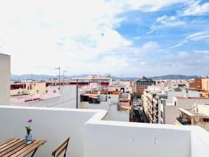 Balkón nebo terasa v ubytování Lux Penthouse Mediterranean views Beach front